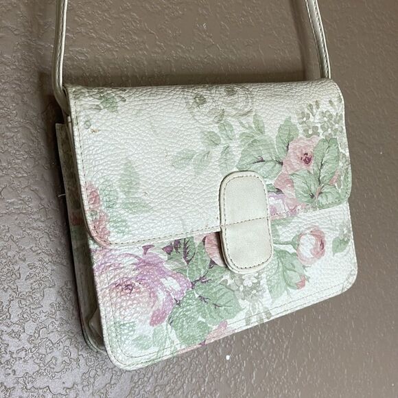 Vintage bag bazaar floral purse with inside mirror - Picture 2 of 6